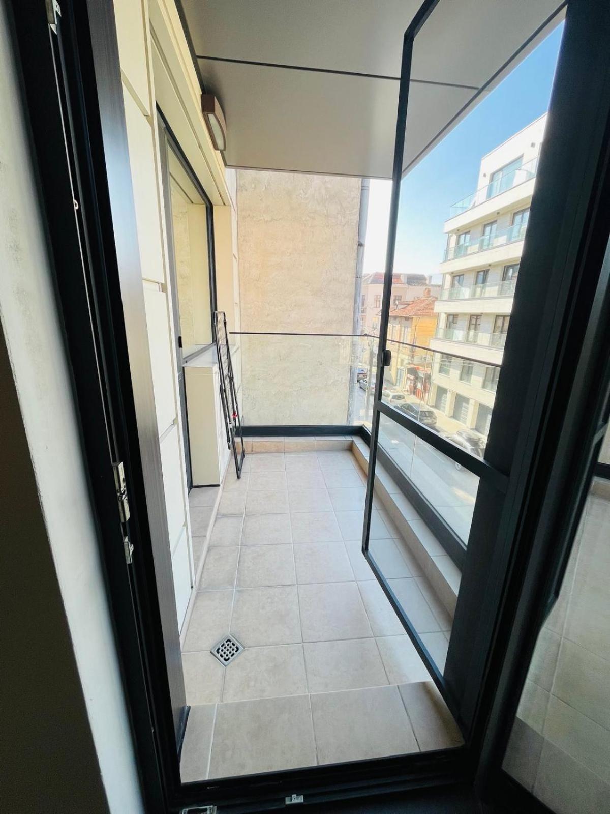 Apartment Freesia With Underground Parking Sofia
